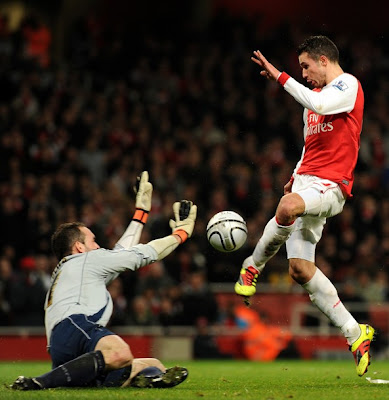 Blackpool - Arsenal, ¿Un último suspiro Gunner? RvP