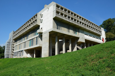 Couvent de la Tourette par Le Corbusier DSC_0221