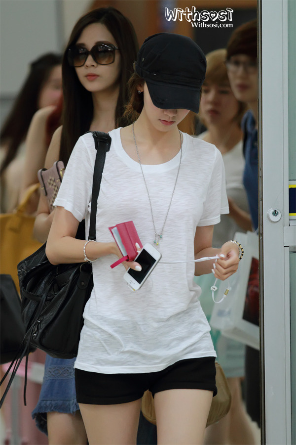 [23.06.12/EVENT]SNSD @ Gimpo Airport {Update} JLjhOWzZyrugO