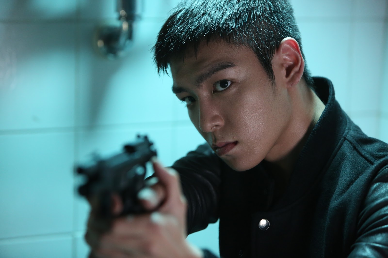 [6/6/13][News] Phim "ALUMNI" của TOP sẽ ra mắt vào tháng 11 năm nay Top-alumni-commitment-korean-film-2