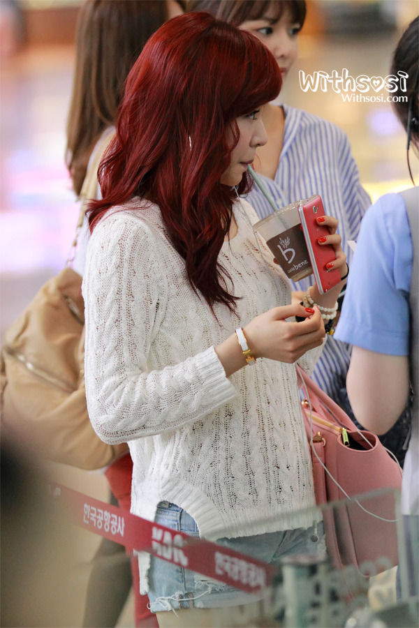 [22.06.12][EVENT]SNSD @ Airport To Japan  Tumblr_m5yzfqFPXE1qb1285o1_1280