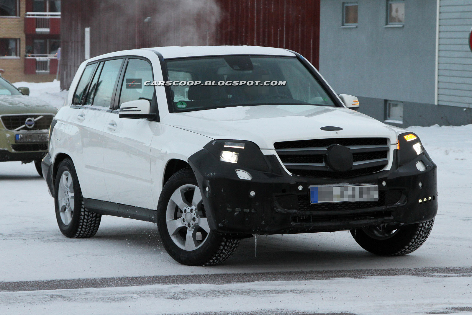 2012 - [Mercedes] Classe GLK restylée [X204] - Page 2 2013-Mercedes-Benz-GLK-3