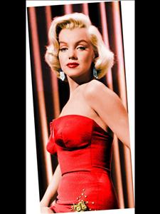 Những Siêu Mẫu Quốc Tế nổi tiếng. Tập 159: Susan Blakely. - Page 3 Marilyn-monroe-red-dress