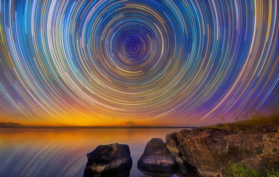 Earth is the Center of the Universe! Long-Exposure-Startrails-Lincoln-Harrison-21