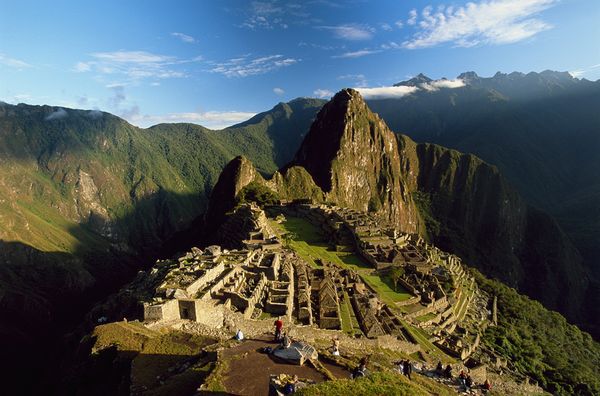 உலக அதிசயங்கள் படங்கள் இணைப்பு .... New-old-7-wonders-machu-picchu-peru_18310_600x450