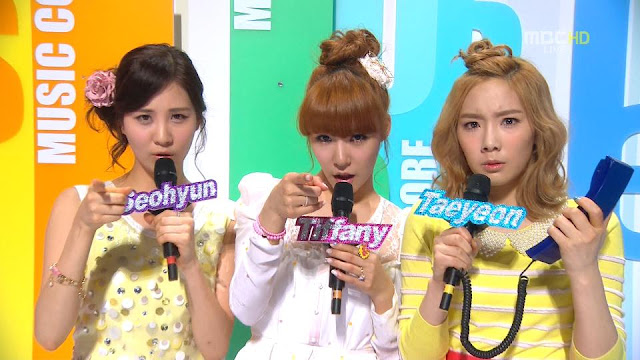 [03-02-2012][VID/PICS] MC Seohyun Taeyeon Tiffany @ Music Core 2daf94549cf394cc720aef2490611ca3_41578052.8326cffc1e178a82a755ae17f603738d