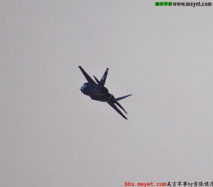فيديو المقاتلة الشبحية الصينية J-31 تطير بمعرض Zhuhai  220300b50ku6p0hhbu913q