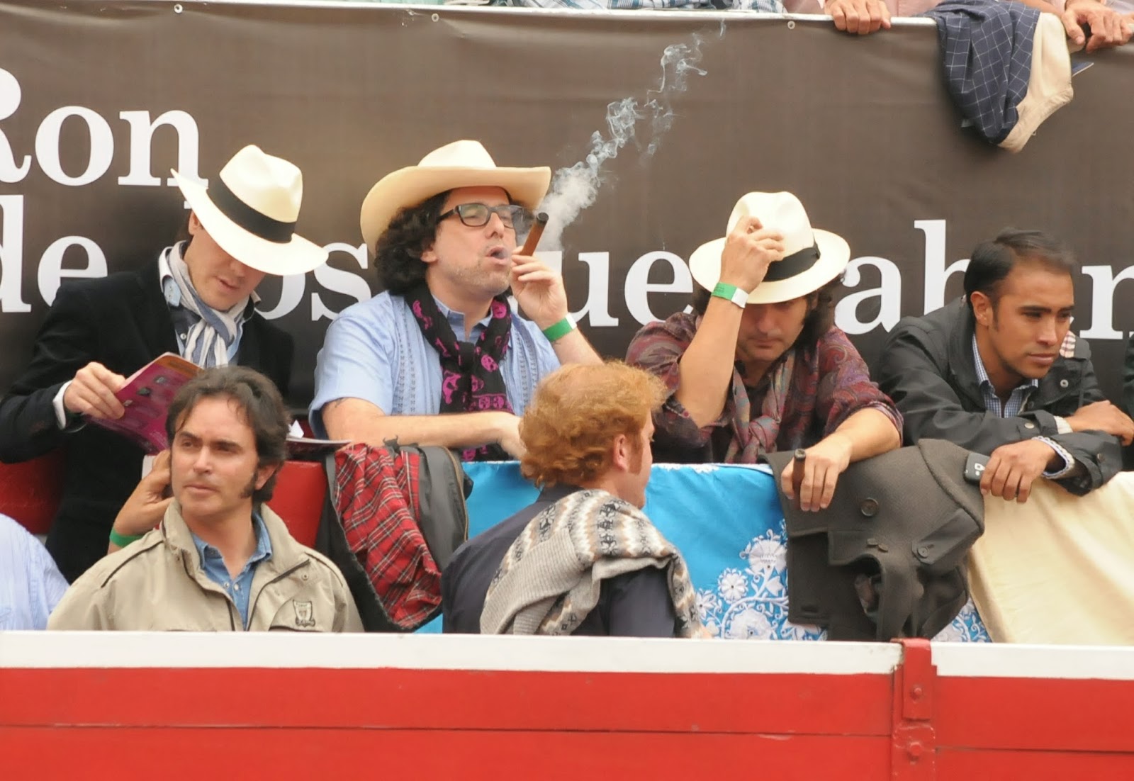 Una foto de Morante cada día Andres_calamaro-plaza_de_toros-fa-e0026