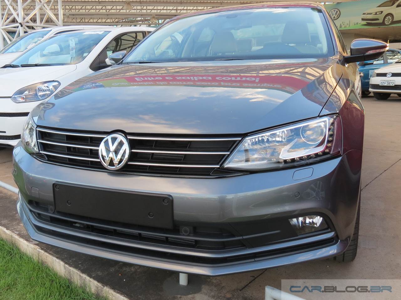 Volkswagen Jetta - Página 2 Novo-VW-Jetta-TSI-2015%2B(3)