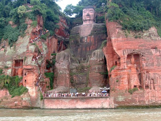 Las estatuas más impresionantes del Mundo  Buda%2Bde%2BLeshan1