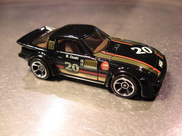 [PRESENTANDO] MAZDA RX7 HOTWHEELS 2012 067e4198