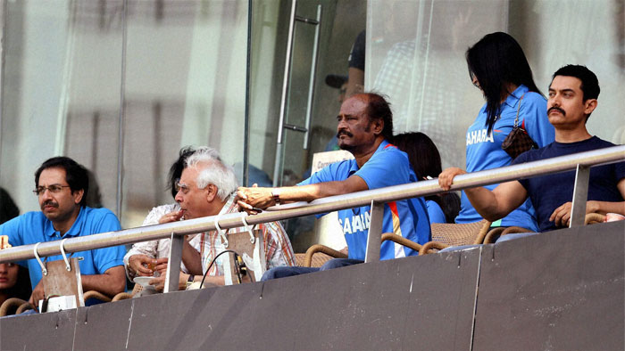 Rajinikanth Spotted at Worldcup 2011 Final Match... Rajinikanth%2BSpotted%2Bat%2BWorldcup%2B2011%2BFinal%2BMatch%2B%25286%2529