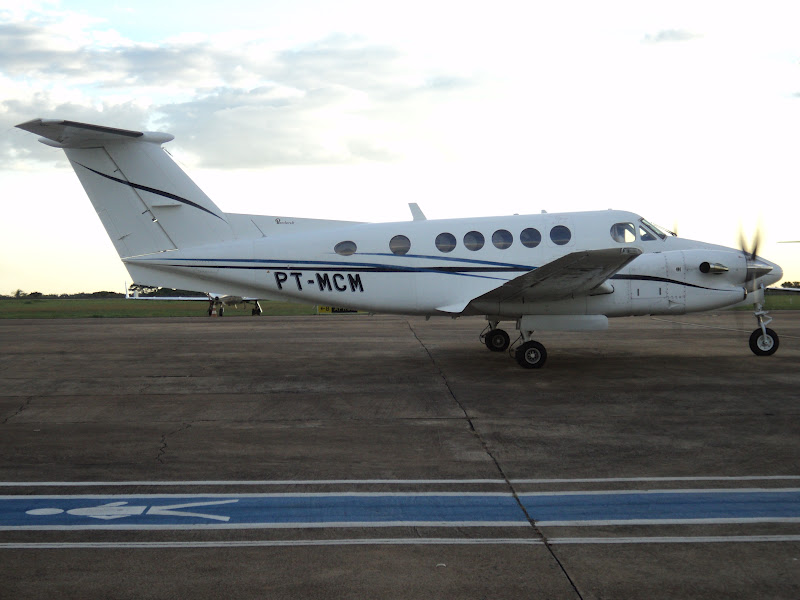 Azul,Trip e Aviação Geral em Peso!!! SBUR/UBA - Pesado - Parte 2 DSC04690