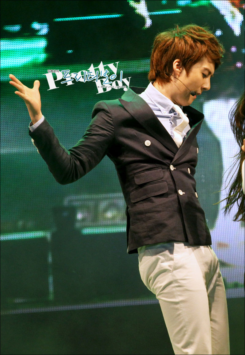 Kim Hyung Jun @ "Guli Yuchaekkoch Festival"  4