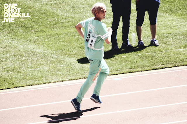 صور B.A.P في Idol Star Athletics Championship 9127