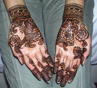 வித விதமான மருதாணி கோலங்கள் இன்றய ரசனைக்கு! Indian-arabic-mehndi-13