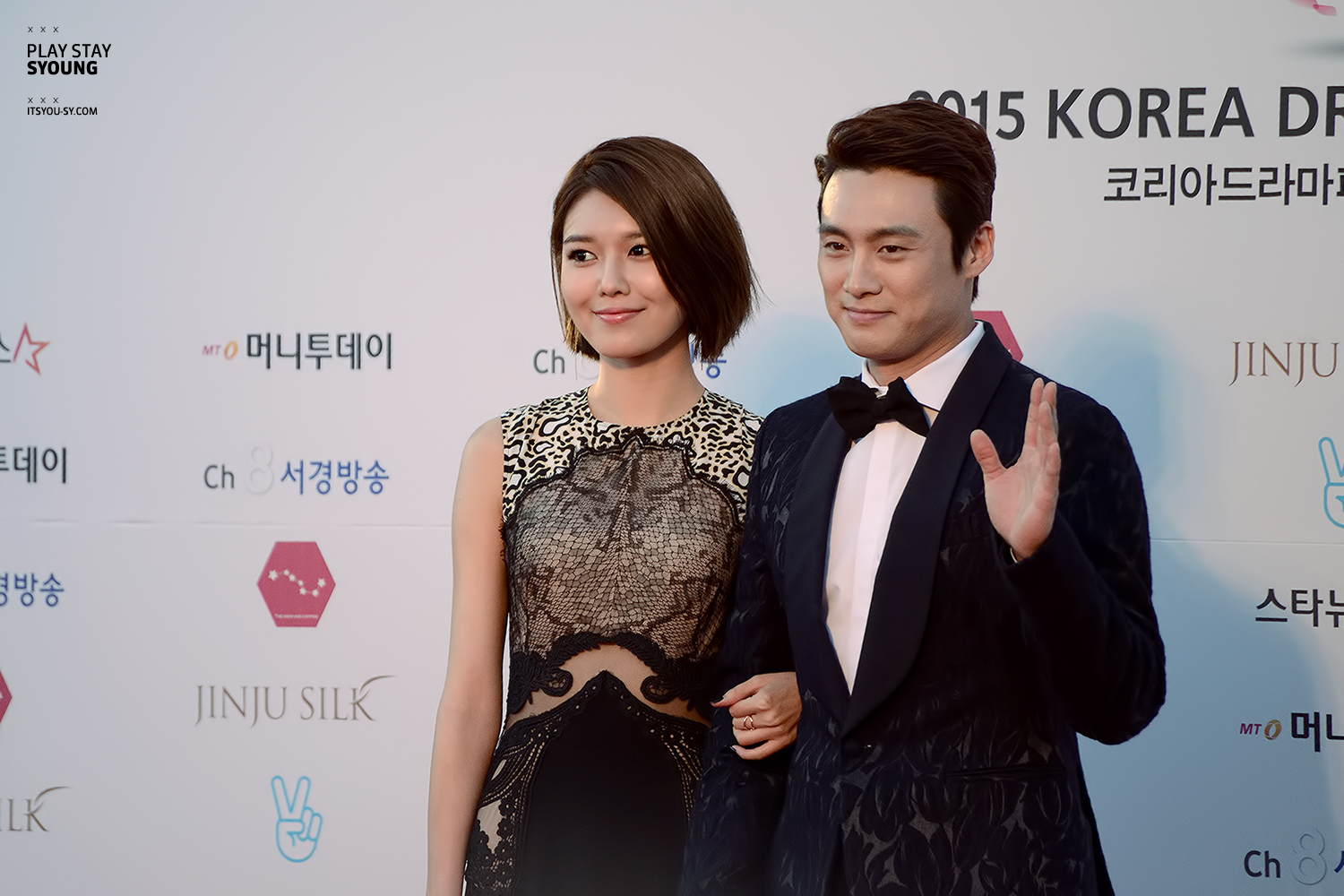 [PIC][09-10-2015]SooYoung đảm nhận vai trò MC cho "2015 Korea Drama Awards" + Nhận giải "Female Excellence Award" vào hôm nay 0210_33