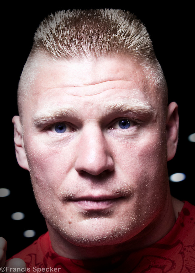 تسريبات | ليسنر سيجدد عاماً آخر قريباً Brock-Lesnar-001