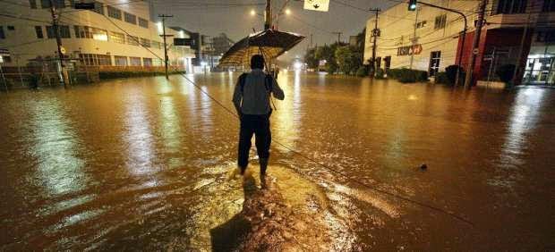 Inundaciones en el sur de Brasil causan 50.000 evacuados y cuantiosos daños 5737-620-282