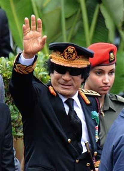 حرص القذافي  الخاص ...... Gaddafi_guard_9965799