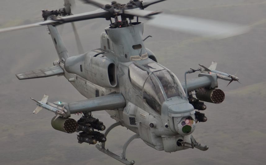 العراق يبدي أهتماما بشراء AH-1Z و UH-1Y AH-1Z_850x-0167