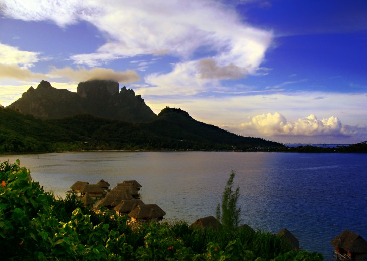 هل سمعتم عن بورا بورا؟.. أجمل جزيرة في العالم Bora_Bora_French_Polynesia131-728x518