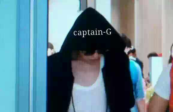 [17/07/2013][Photo] G-Dragon tại sân bay Incheon từ New York trở về 130717-gdragon-incheon-airport-bigbangudpates7