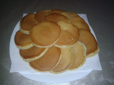 فطائر بشراب الفراولة والكريما Pancakes-3