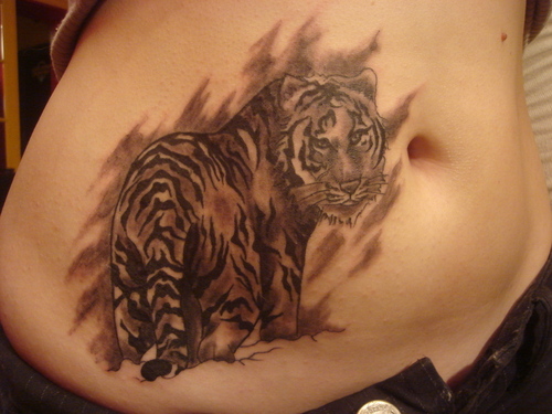 Que tatuaje le pondrias al de arriba?? - Página 2 -Tiger-Tattoos