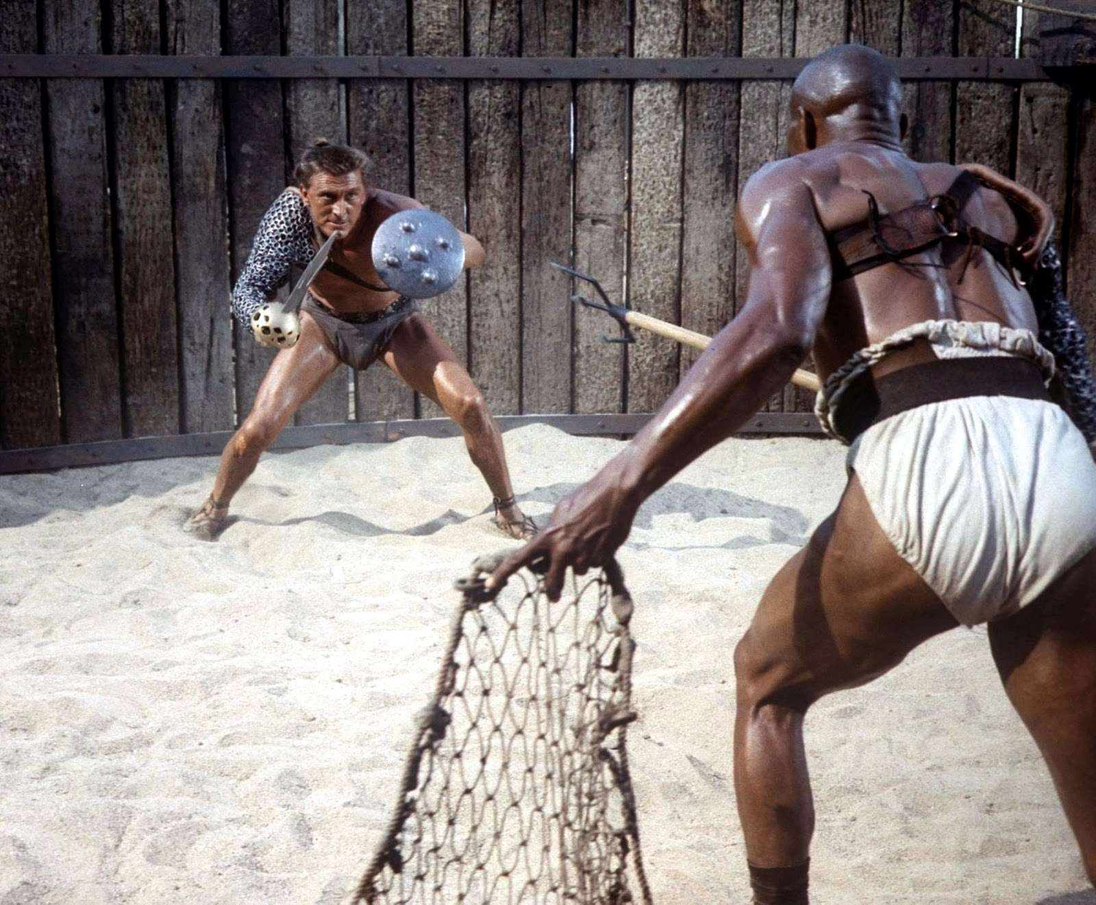 Poxa eu nem tinha postado isso aqui Kirk-Douglas-and-Woody-Strode-Spartacus-1960-stars-from-the-past-31734487-1803-1490