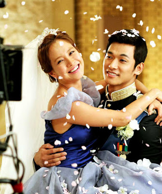 [11.08]Jung Suk Won & Song Ji Hyo se marient [Photos] 20110811_jihyo_sukwon_00