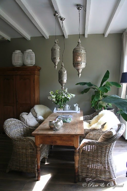 تصميمات رائعه لغرف المعيشه المغربيه  Exquisite-moroccan-dining-room-designs-30