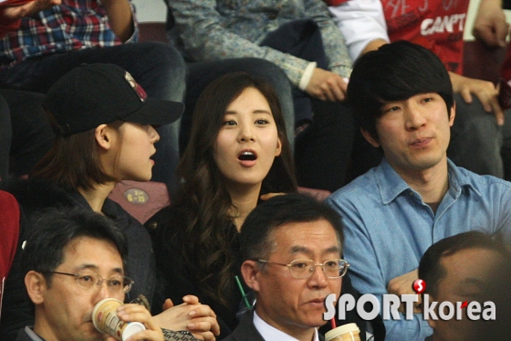 [PICS][Updated] Seohyun @ Anyang Gymnasium Basketball Match Pictures || 18.03.12  201203181633006134