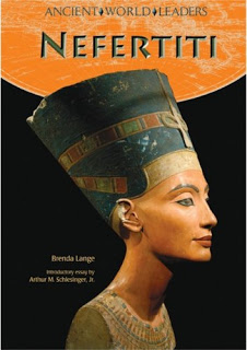 كتاب Nefertiti  001177b9