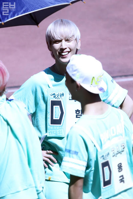 صور B.A.P في Idol Star Athletics Championship BTU078gCMAAVdtW.jpg-large