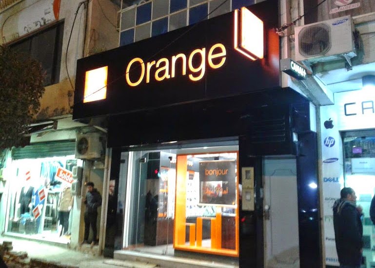 Orange رسميا تفتح أول محل بالجزائر  Orange-alger-1-769x550