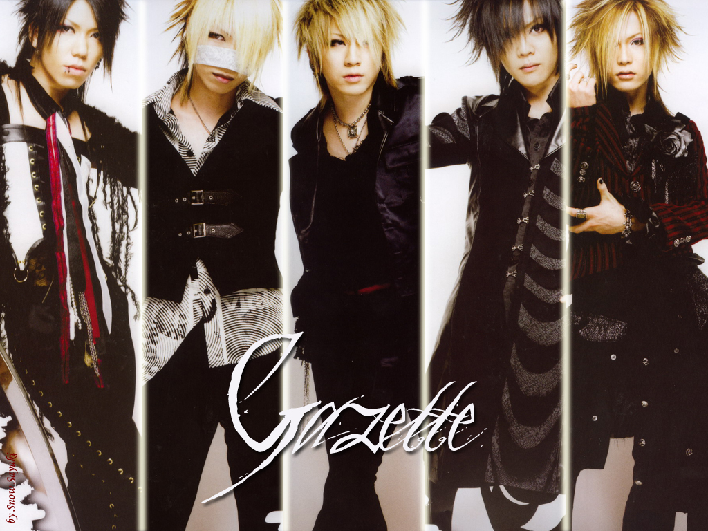 the j-rock band the gazette and alice nine !!!!!!!!!!!!!!!!!!!!!!!!!!! Aoi-gazette-904843