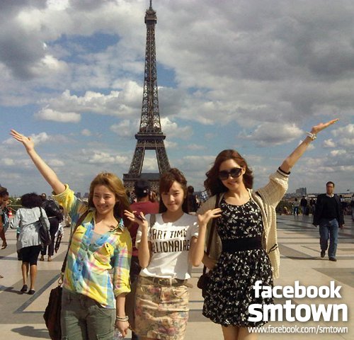 [PICS] SNSD in Paris. 110609seohyotiff