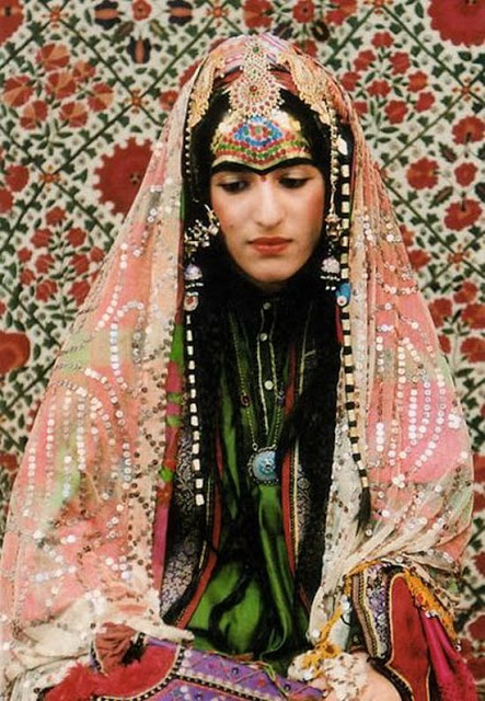 عروسة من كل جنسيات العالم Afghani-bride