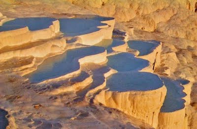 துருக்கி நாட்டிற்குள் சில வினாடி சென்று வருவோம்! Pamukkale_Turkey_8