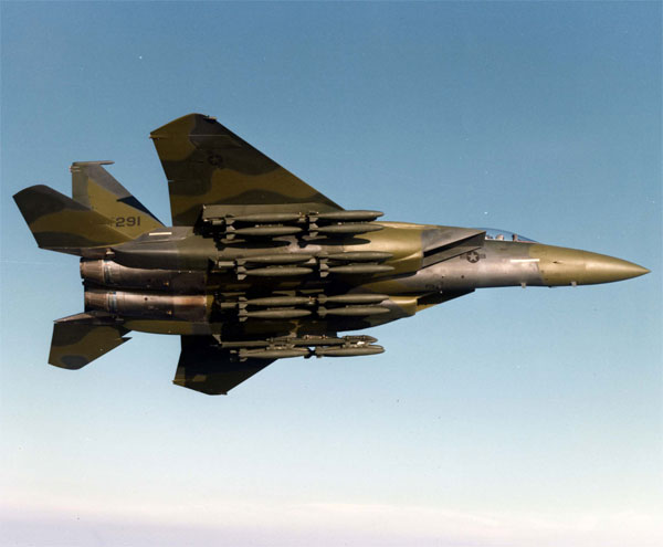 F-15 Strike Eagle F15_3