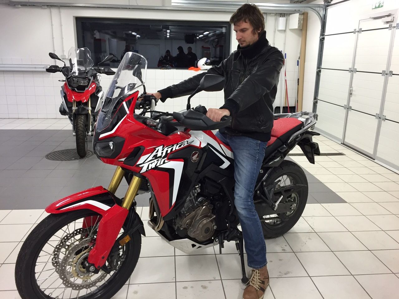 Africa Twin en 2015? - Page 25 12238046_1119929548032067_7610799184562626195_o