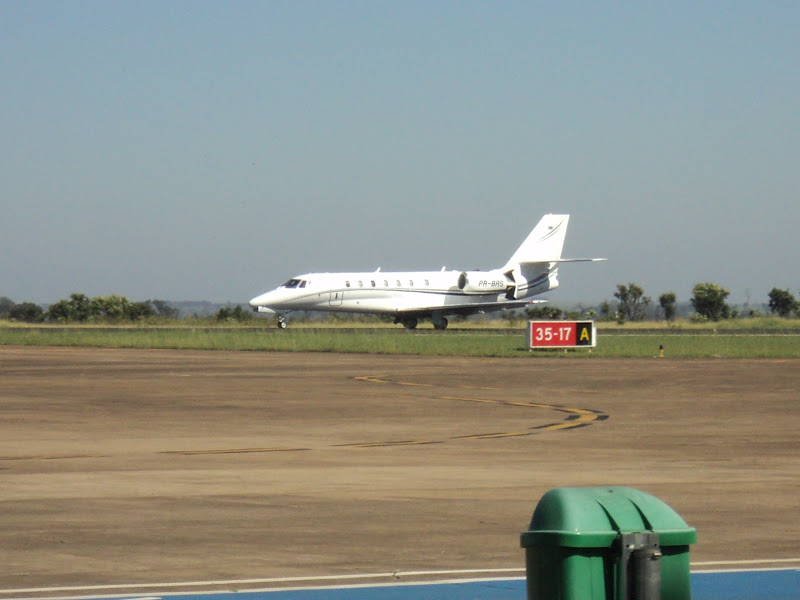 Azul,Trip e Aviação Geral em Peso!!! SBUR/UBA - Pesado - Parte 2 DSC04643