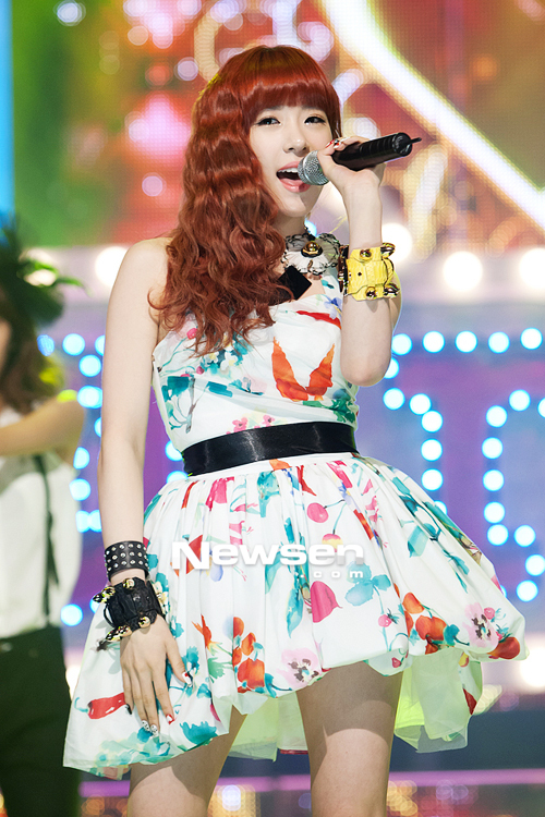 [PICS][18-5-2012] TaeTiSeo @M!Countdown 201205172008142610_1