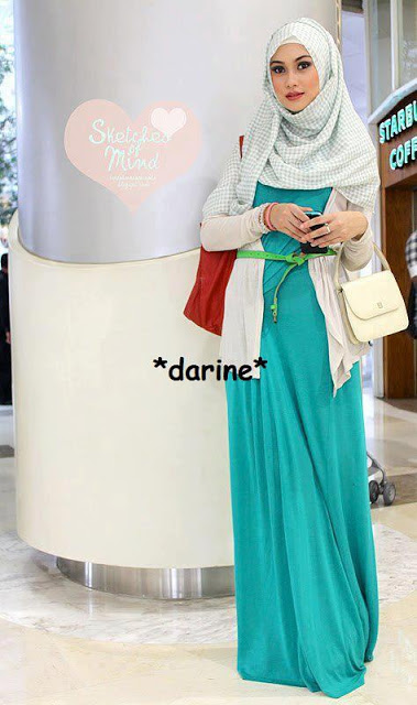 Fashion Hijab Robe 385255_10151345328136484_2145105115_n