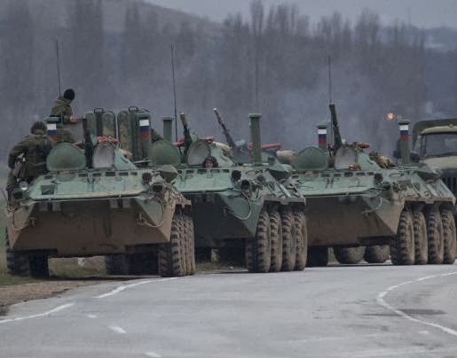 Conflicto interno ucraniano La-proxima-guerra-rusia-prepara-invasion-de-crimea-ucrania-carros-blindados-tanques-soldados