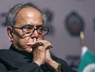 அரசியல் என்ன கோமாளிகளின் கூடாரம்தானா?...! Pranab-1