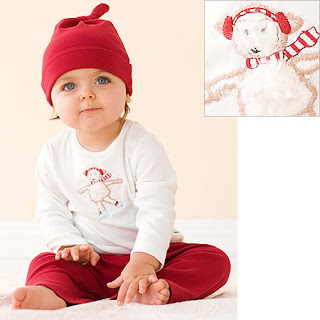 newborn baby clothes 8199.png