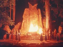 Bohemian Grove Komunitas Penyembah Setan  Boheiomn