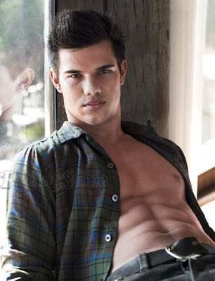 Ficha de Jensen Orion Gaunt. Taylor-lautner-SNL